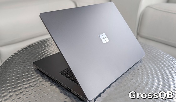 Microsoft Surface Laptop Ultra: NVIDIA RTX Spark открывает новые возможности для бизнеса